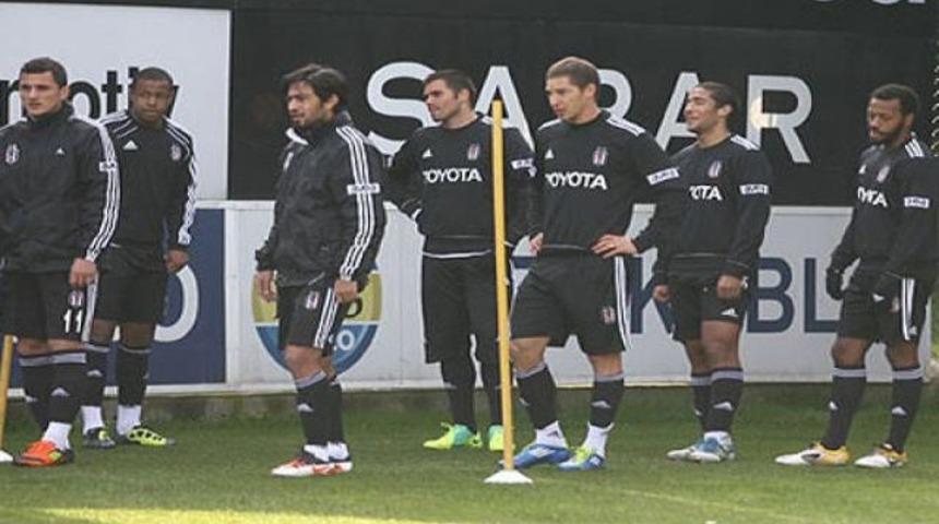 Beşiktaş mesaiye devam...