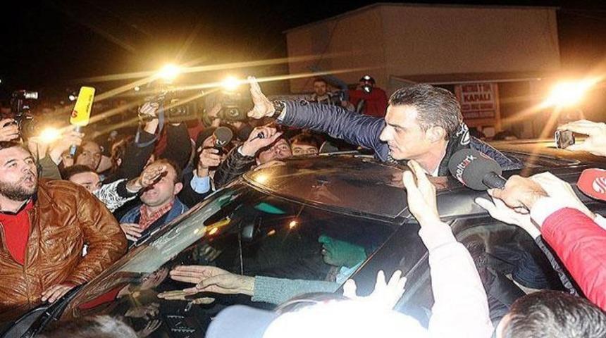 Yıldırım'a sarılıp ağladı!