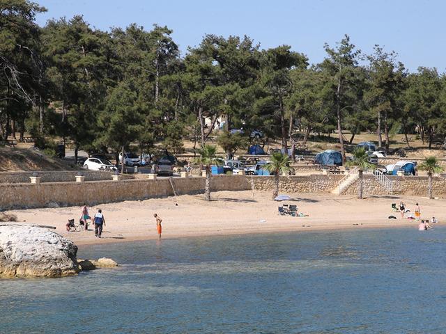 Mavi ve yeşilin buluştuğu Saros Körfezi sahillerine Avrupalı turist ilgisi