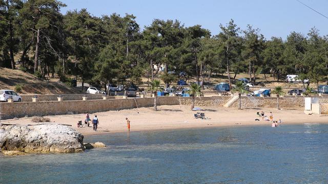 Mavi ve yeşilin buluştuğu Saros Körfezi sahillerine Avrupalı turist ilgisi