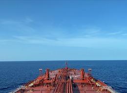 Hürmüz Boğazı'nda gemi trafiği ABD'nin İran'a saldırısı sonrası artan gerilime rağmen sürüyor