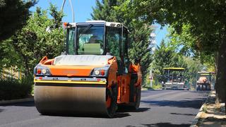 Elazığ’da yol bakım ve asfalt çalışmaları sürüyor