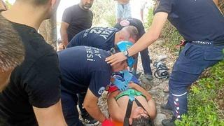 Dörtyol’da ayağı kayalıklara sıkışan şahıs yaralandı