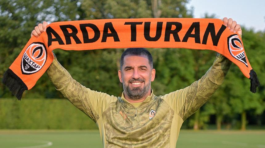 Arda Turan'dan Shakhtar Donetsk'e yeni kural! "Beşiktaş kelimesini kullanmalarını yasakladım"