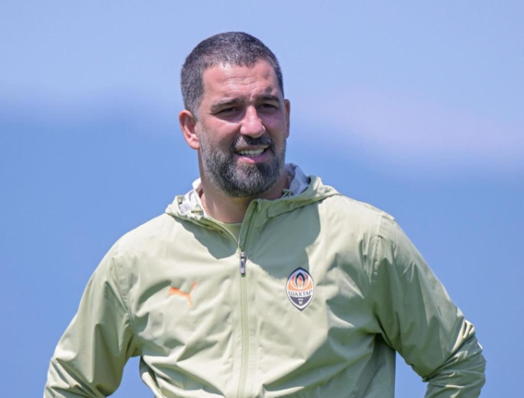 Arda Turan dan Shakhtar Donetsk e yeni kural! "Beşiktaş kelimesini kullanmalarını yasakladım" 1