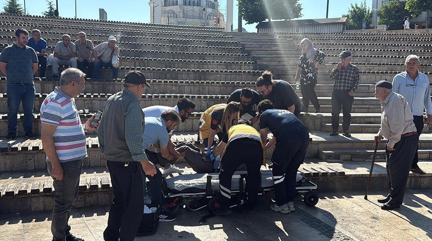 Bıçaklanarak yaralandı, saldırgan kayıplara karıştı