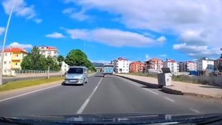 Ters yönde ilerleyen iki araca 18 bin lira ceza