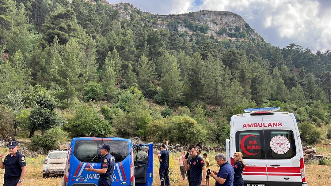 Ot toplamak için antik kente çıkan kadın kayalıklardan düşerek hayatını kaybetti 1