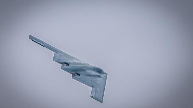 ABD'den havalanıp İran'ı vurdular! B-2 bombardıman uçaklarından 36 saatlik aralıksız uçuş