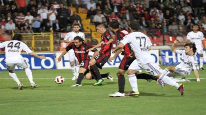 Kartal 4'te 4 peşinde!