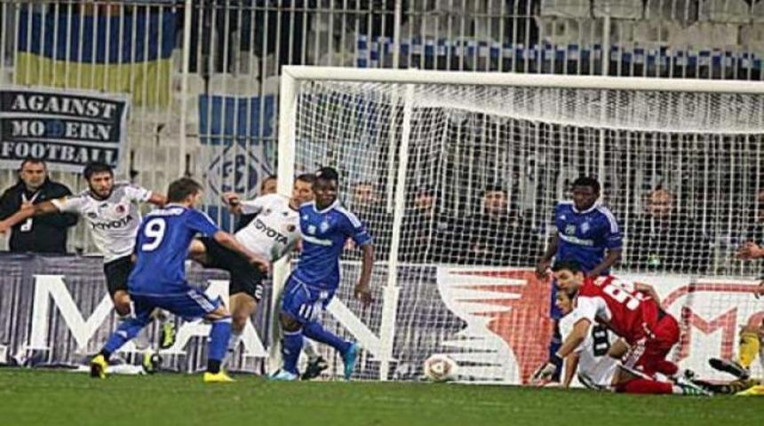 Beşiktaş Arap spikeri delirtti! (Video)