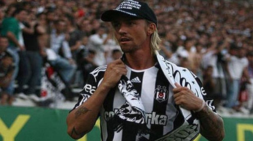 Guti, İspanya'da da a&ccedil;ıkladı!