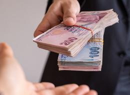 'Yıllık izin yerine para' ihtimaline uzman isimden net yanıt! 'İşvereni de işçiyi de bağlar'