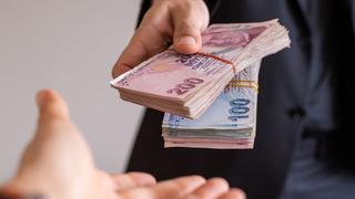 'Yıllık izin yerine para' ihtimaline uzman isimden net yanıt! 'İşvereni de işçiyi de bağlar'