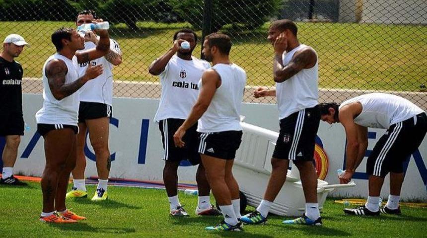 Sıcak hava Beşiktaşlı futbolcuları bunalttı!