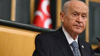 Devlet Bahçeli'den ABD Başkanı Trump'a sert tepki: 'Politik tutarsızlık, aynı zamanda sahtelik ve samimiyetsizliktir'