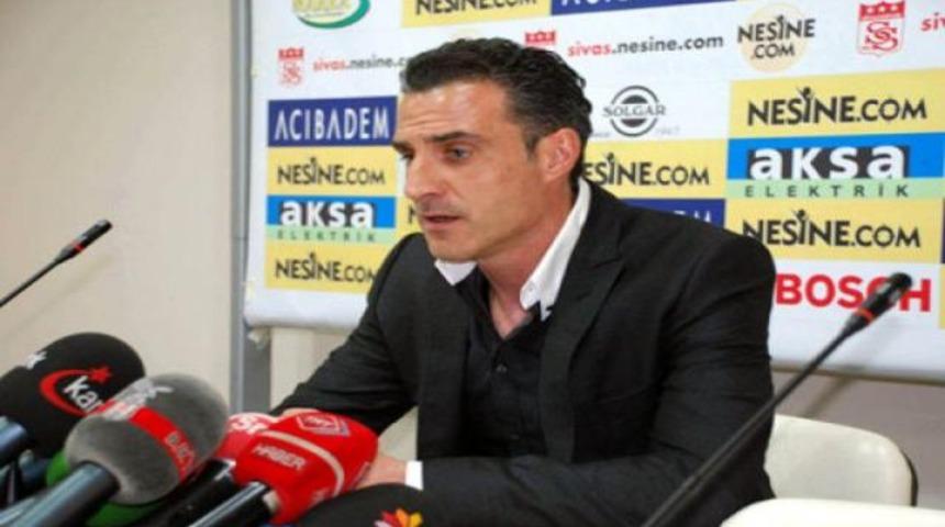 Tayfur Havut&ccedil;u onları sildi!