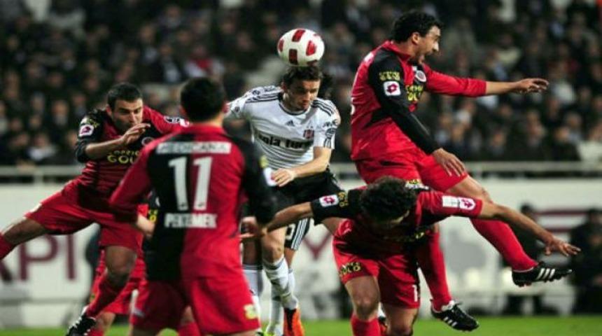 Kartal u&ccedil;tu Gen&ccedil;ler tuttu...