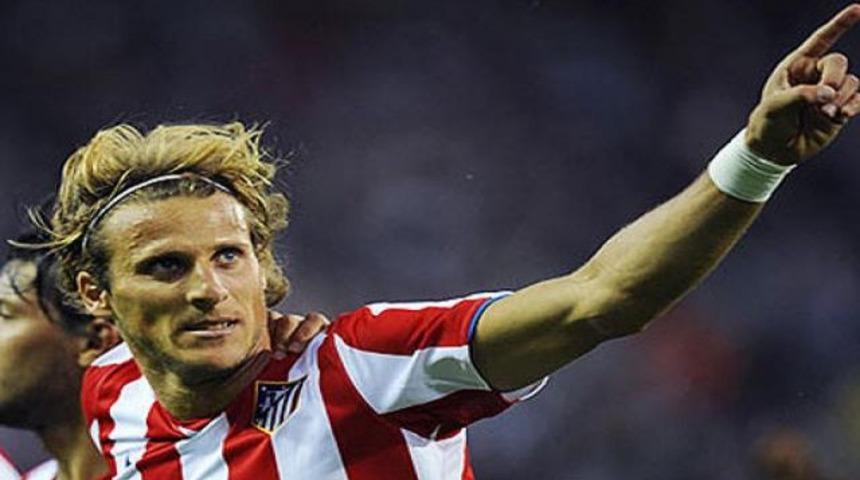 Atletico'dan Forlan'a transfer izni!