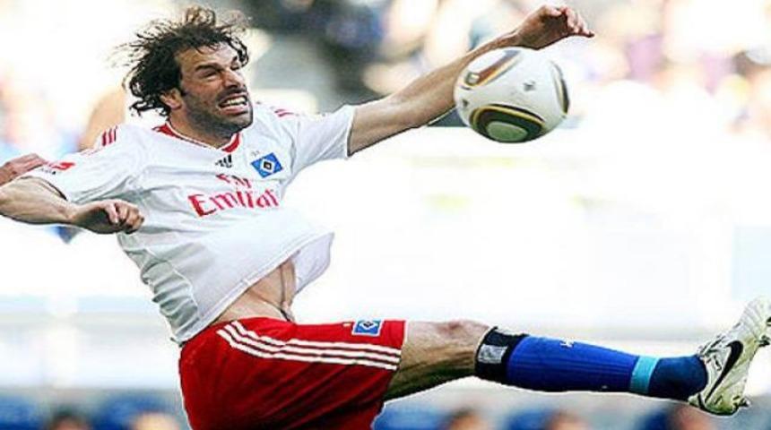 Schuster'den Nistelrooy'a &ccedil;ağrı!