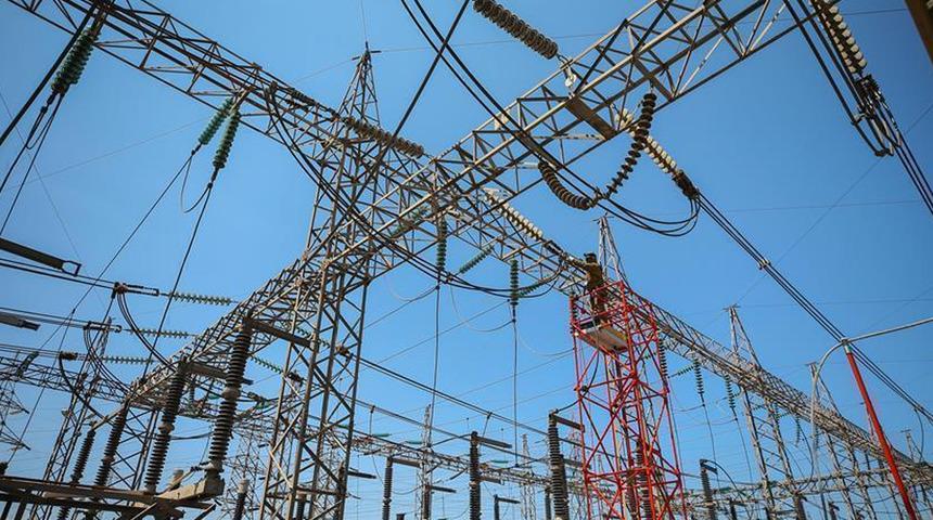 Çin'in kurulu elektrik üretim kapasitesi ilk 5 ayda yüzde 18,8 arttı