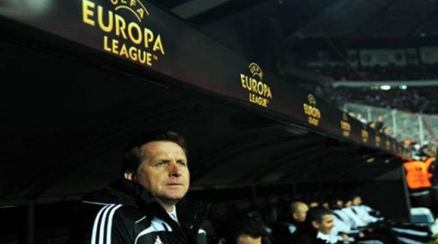 Schuster'den taraftara ağır s&ouml;zler!