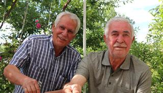'Paralı değil, gelene poşetleyip veririz'