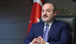 Semt pazarında görüntülenen AK Parti Milletvekili Varank: 'İnşallah fiyatlar aşağı iner'