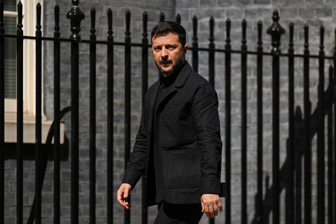2025-06-23T150945Z_1559349867_RC2F8FANRBLU_RTRMADP_3_UKRAINE-CRISIS-ZELENSKIY-BRITAIN