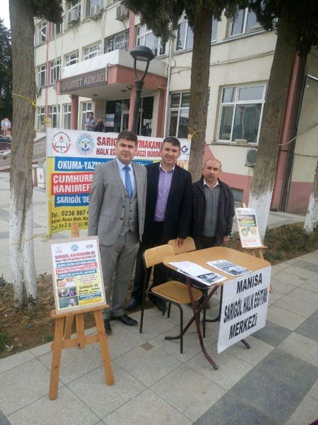 Sarıgöl’de okuma yazma seferberliği standı