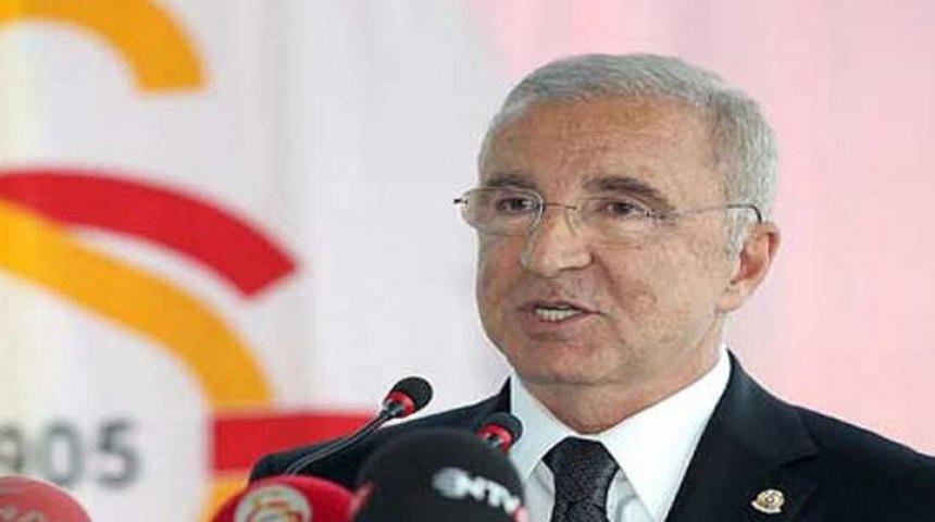 &Uuml;nal Aysal'dan s&uuml;rpriz karar!