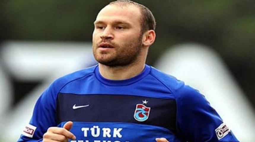 Serkan yuvada kaldı