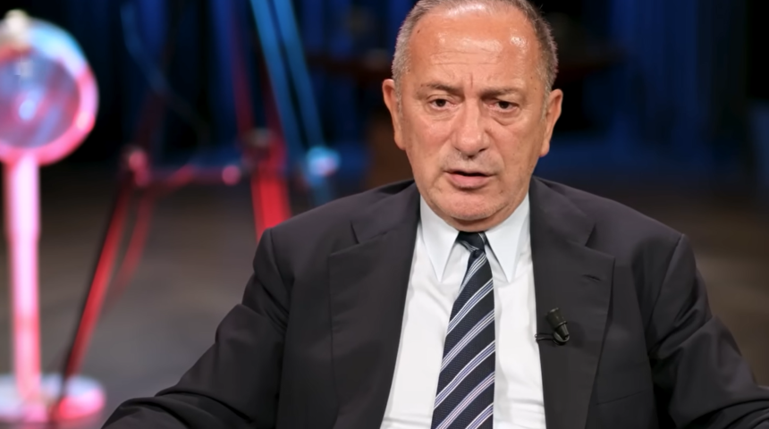 İsmail Saymaz, Fatih Altaylı'nın kendisine yazdığı notu okudu: "Bu da geçer ya hu"