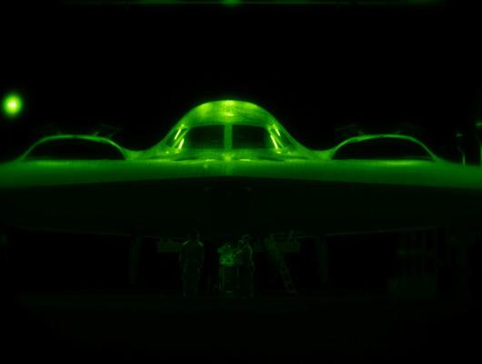 36 saat uçup İran'a saldırmışlardı! ABD, gizli bombardıman uçaklarının görüntülerini paylaştı
