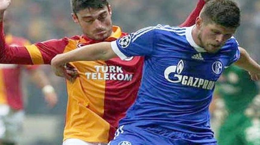 Huntelaar: "Sneijder'i izlemek acı verici"