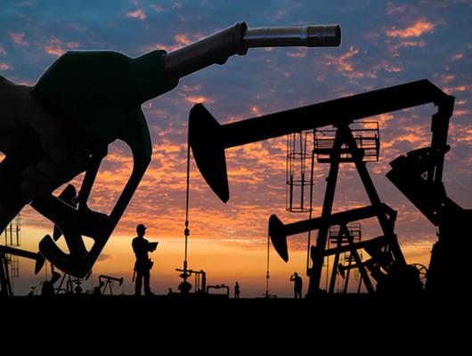 Petrol fiyatları 5 ayın zirvesindeydi! Bir anda yere çakıldı