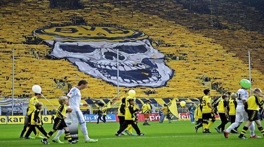 Galatasaray'dan 13 yıllık r&ouml;vanşı istiyorlar