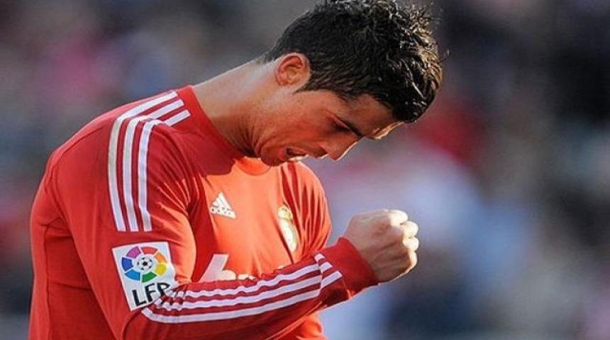 CR7, İtalya Ligi'ne salladı!