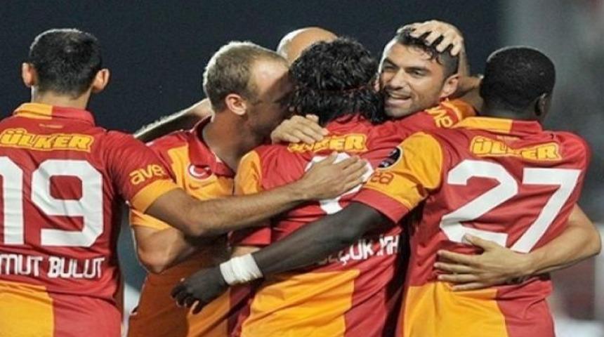 Galatasaray parçalı formayla sahada!