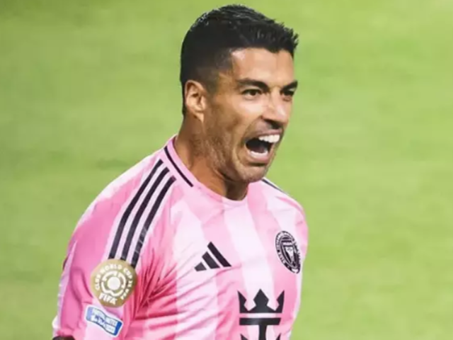 Dünya Suarez'i konuşuyor! 38 yaşında şov yaptı...
