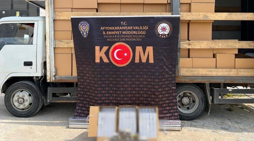 2 milyon 820 bin adet mükerrer bandrollü boş makaron ele geçirildi