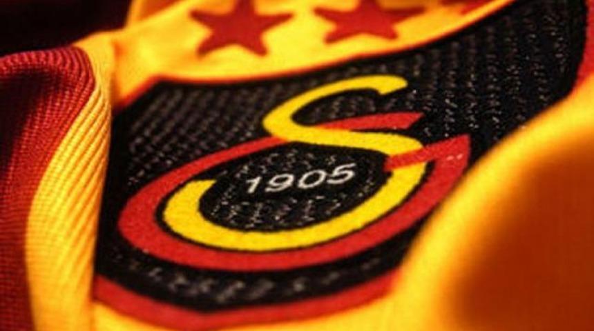Galatasaray'a yıldızlar Manchester'dan!