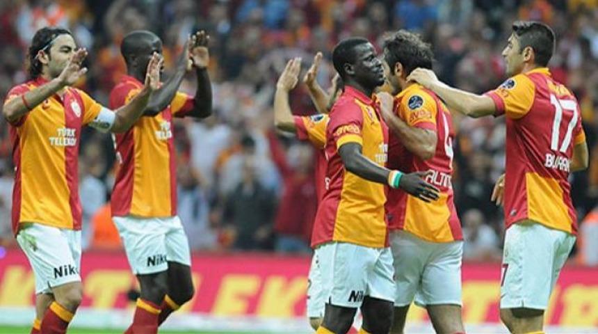 Galatasaray'ın iki yıldızı gidiyor!