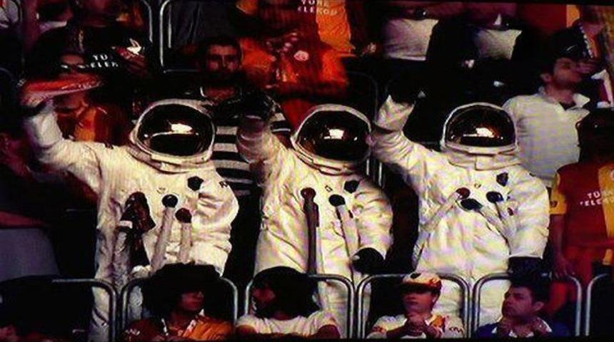 TT Arena'da astronot var!