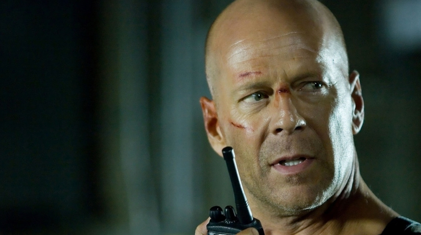 Babası Bruce Willis'in son halini paylaşınca tepki çekti! "O savunmasız biri"