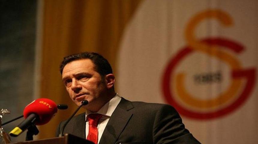 Adnan &Ouml;zt&uuml;rk istifa etsin!