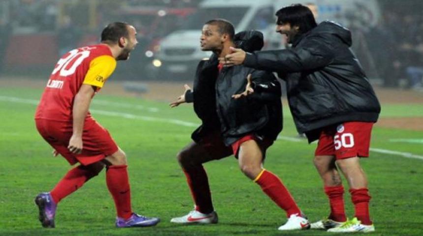 G.Saraylı yıldız i&ccedil;in sıraya girdiler!