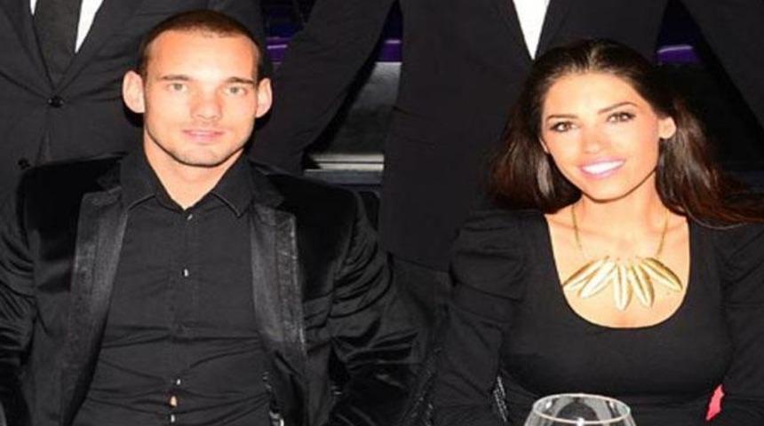 Sneijder soluğu Boğaz'da aldı