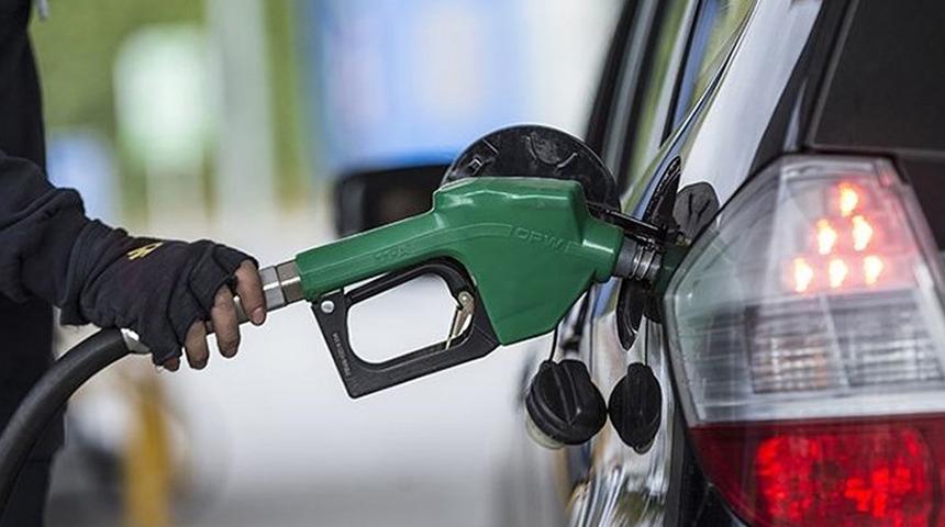 Brent petrol 67 dolara düşmüştü! Çifte indirim geliyor: Akaryakıt tabelası tekrar değişiyor... Tarih belli oldu