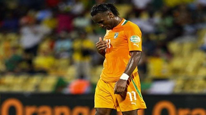 Drogba ve Eboue elendi, Yobo yarı finalde
